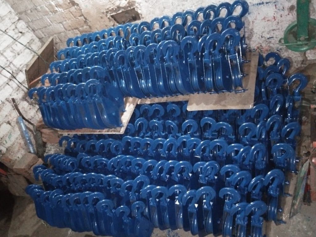 Industrial chains and wire rope slings from India supplier